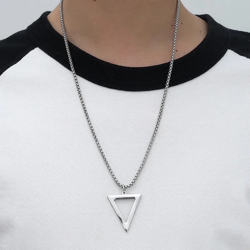 Колие Simple Triangle - Многоцветно